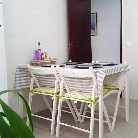 2 Bedrooms With Lake View And Wifi At 4 Km Away From The Beach Apartmán